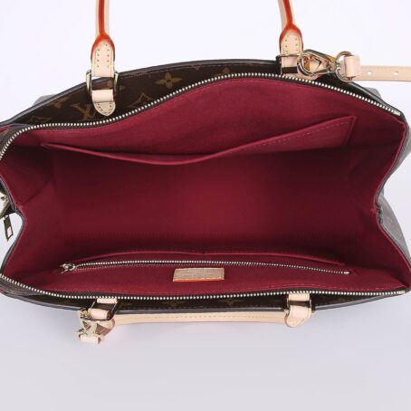 Louis Vuitton - Image 11