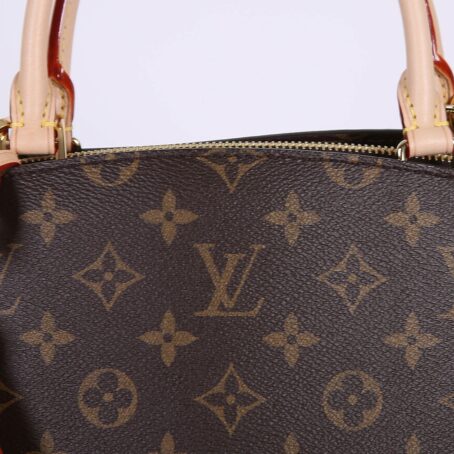 Louis Vuitton - Image 3