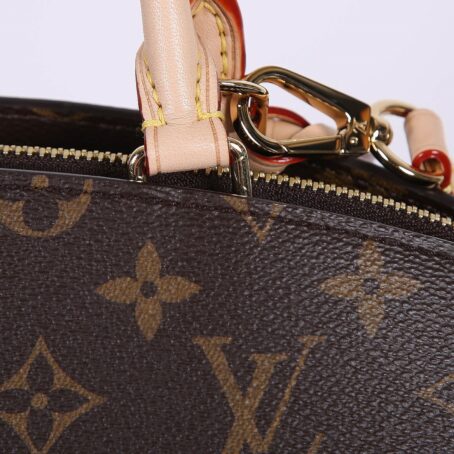 Louis Vuitton - Image 7