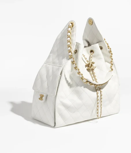 CHANEL 25 Medium Handbag - Image 3